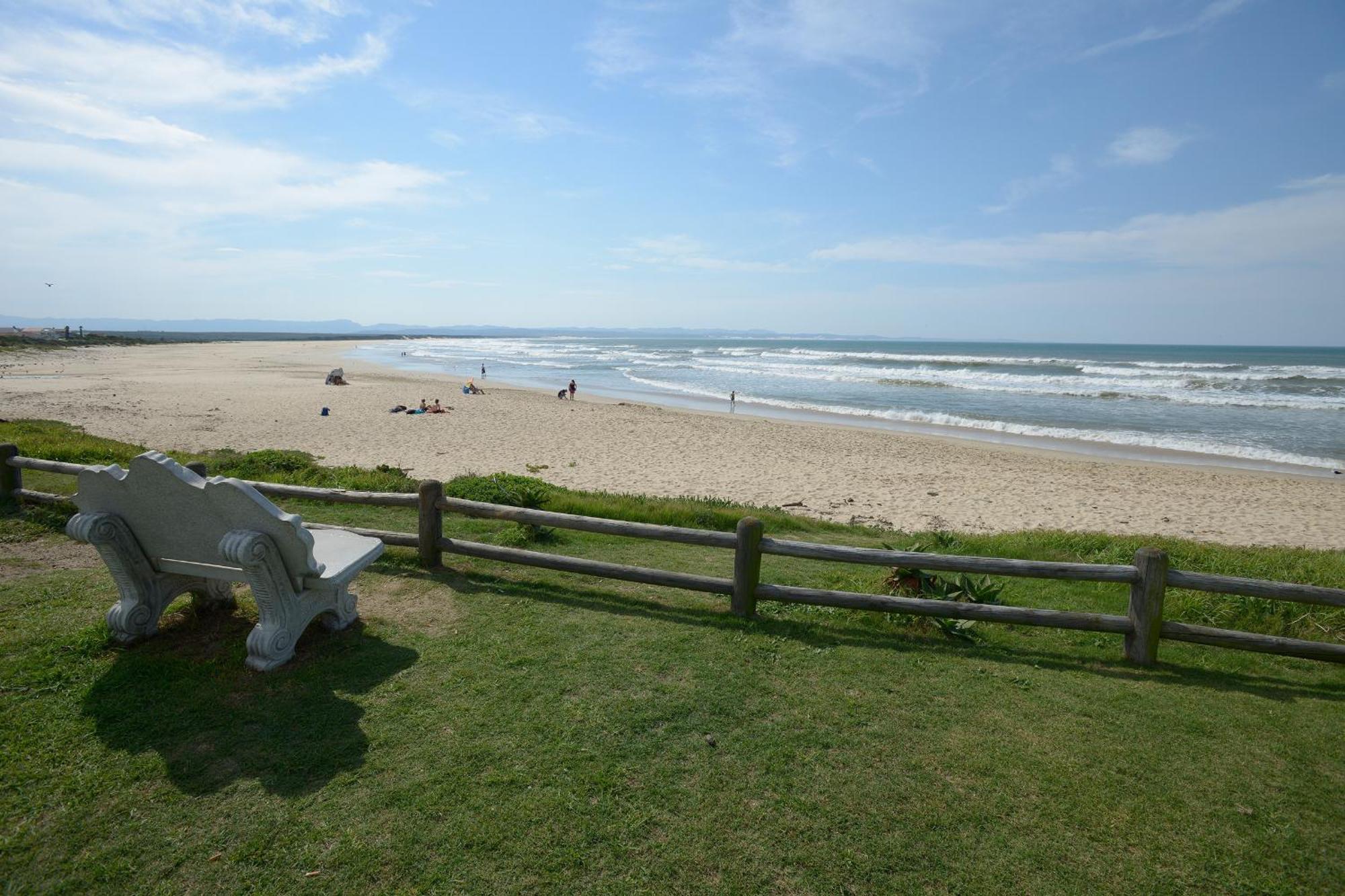 Albatross Beach Guest House Джефрис-Бей Экстерьер фото